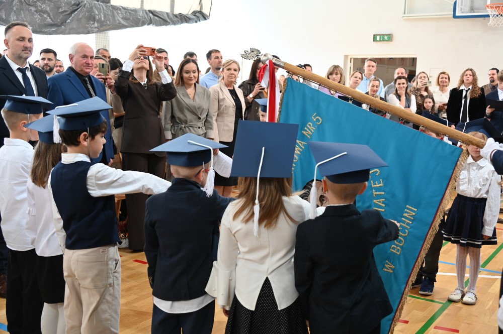 Ślubowanie pierwszoklasistów w SP nr. 5 (28)