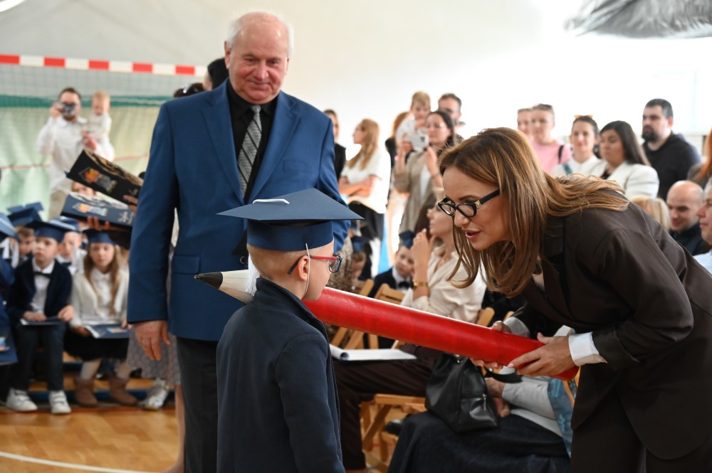Ślubowanie pierwszoklasistów w SP nr. 5 (49)