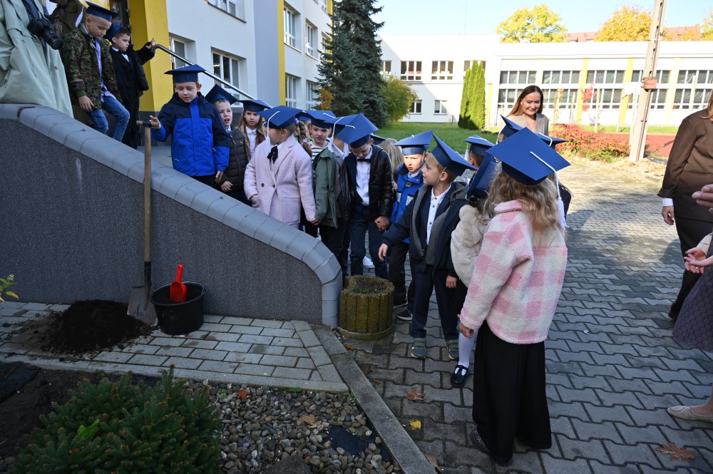 Ślubowanie pierwszoklasistów w SP nr. 5 (53)